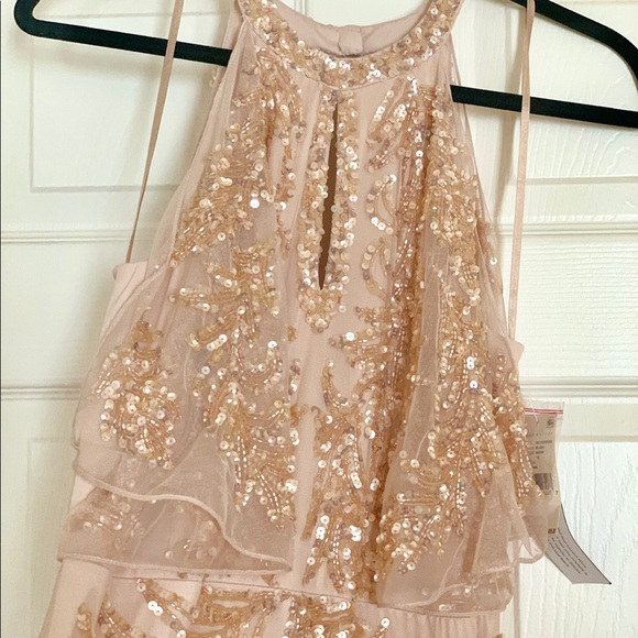 NWT Aidan Mattox Women’s Cold Shoulder Beaded Gown - Picture 4 of 6